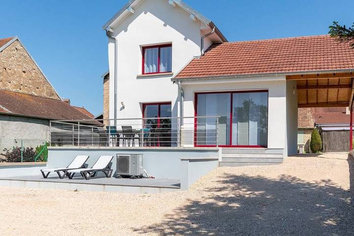 Gîte pour 4 personnes, avec jardin