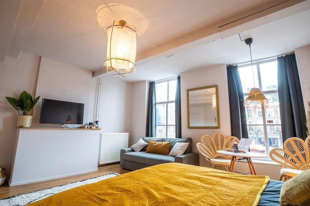 Geheel appartement, Bambu Sleep Boutique room 1 in Haarlem, Nederlandse Noordzeekust