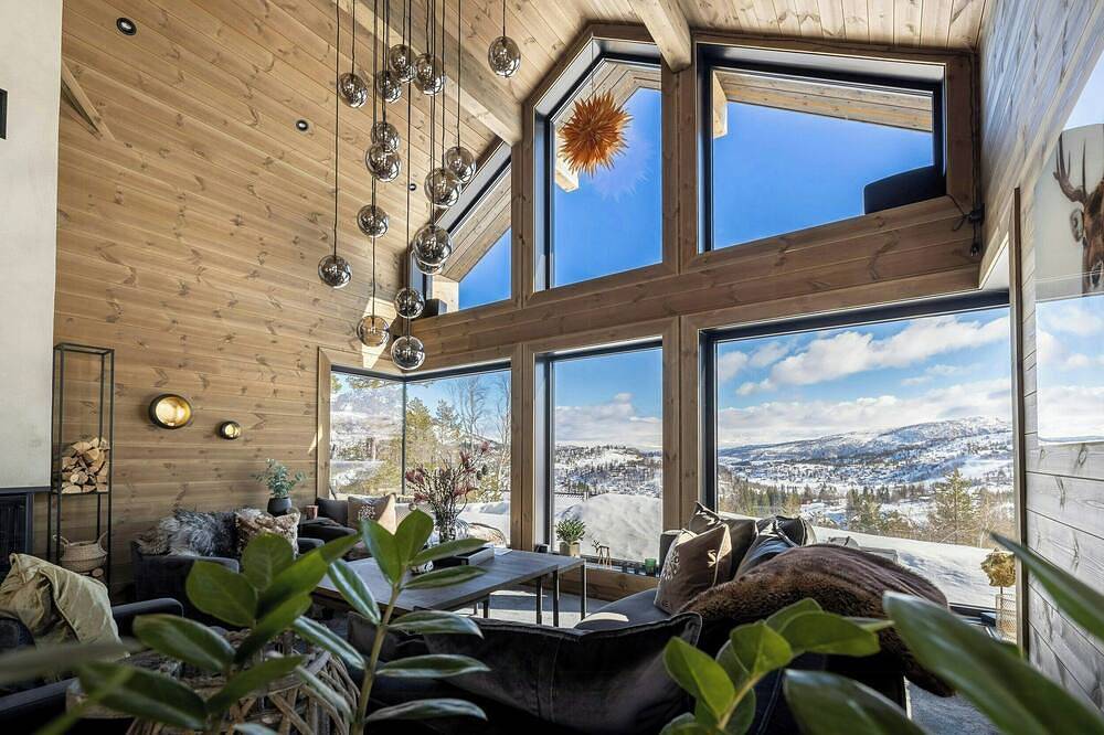 Architect-designed cabin near Hardangerfjord in Bergen, Vestland