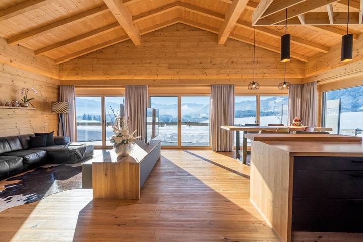 Chalet für 5 Personen, mit Terrasse und Garten sowie Sauna und Ausblick in Ofterschwang