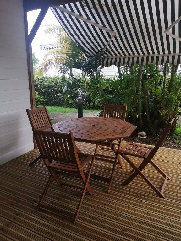 Gîte pour 3 personnes, avec jardin et piscine en Martinique - 2