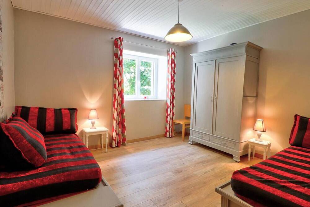 Ruhiges Ferienhaus, 3 Zimmer, umzäunter Garten in Nuret-le-Ferron, Le Blanc und Umgebung