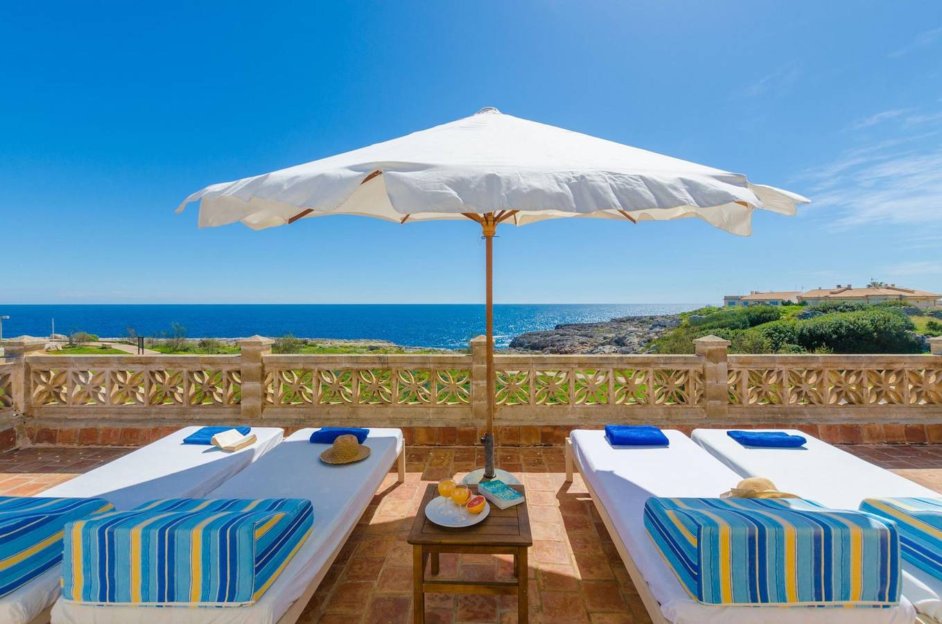 Can Rosito - Chalet with sea views in Cala Morlanda. Free Wifi in S'illot Cala Morlanda, Manacor