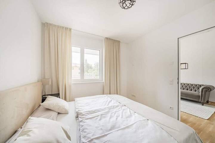 Ferienwohnung für 2 Personen, mit Garten und Balkon in Gmunden - 2