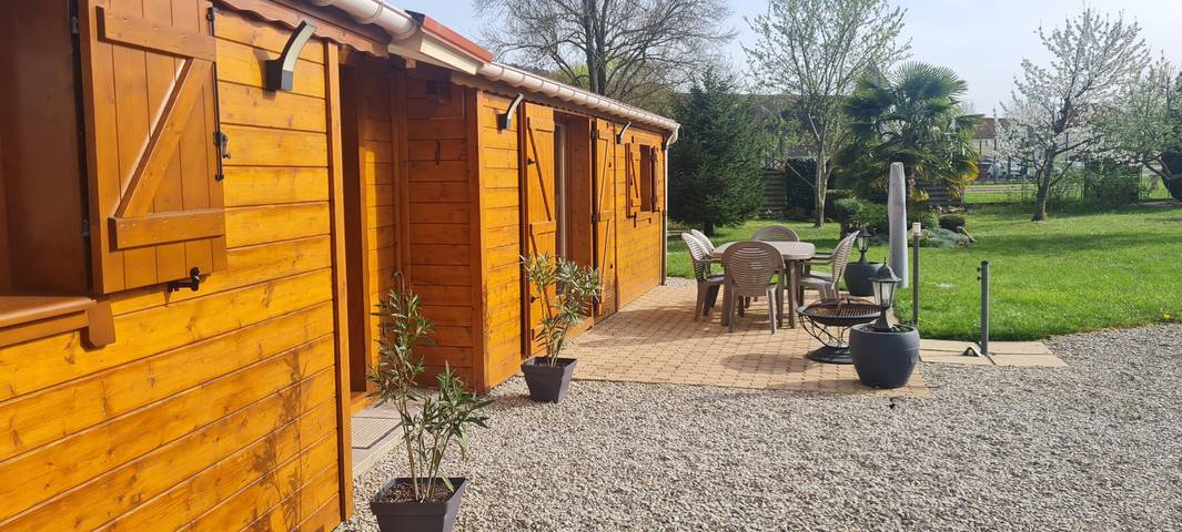 Location de vacances pour 6 personnes, avec jardin et terrasse dans l' Aube - 2