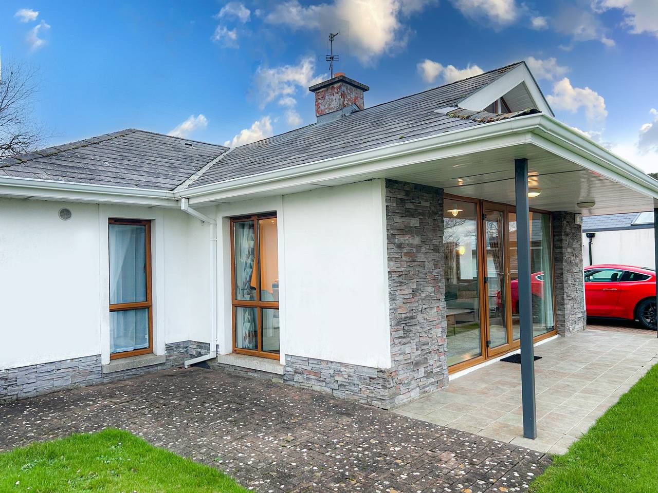 Glasson Mews Holiday Home No. 2 in Athlone, Lago Ree