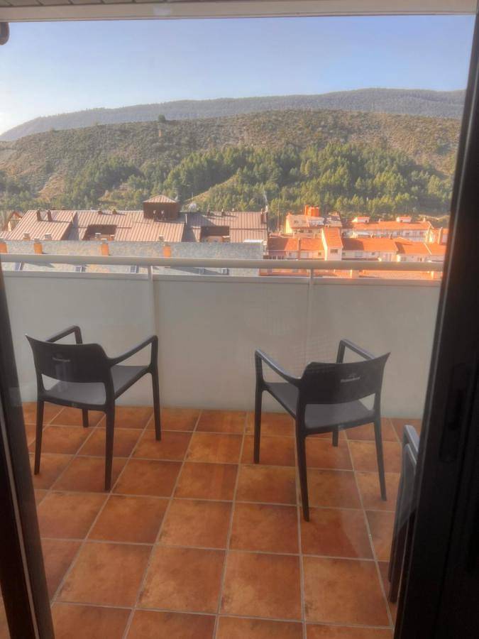Apartamento de vacaciones para 3 personas, con balcón además de vistas y piscina - 1