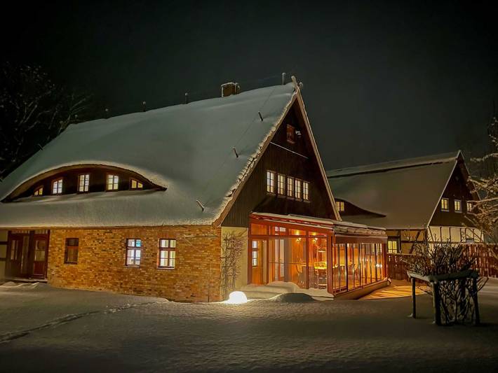 Ferienhaus für 14 Personen, mit Terrasse und Garten sowie Sauna und Seeblick in Rankwitz