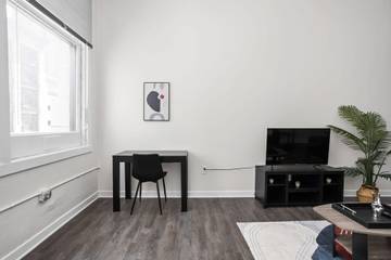 Vacation Rental for 5 Guests in Indianapolis, Indiana, Picture 3