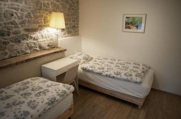 Chambre d’hôte pour 2 personnes, avec terrasse ainsi que vue et jardin à Assesse