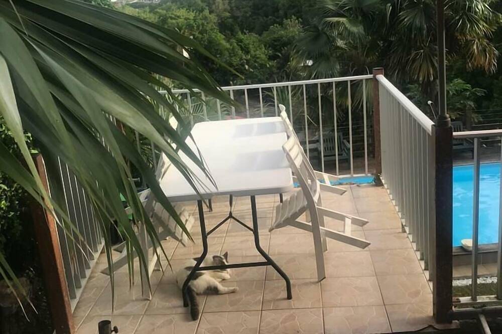 Couple / family (4) will spend wonderful holidays in peace. in Cocoyer, Le Gosier