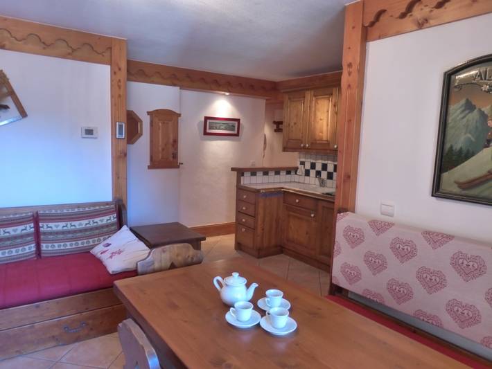 Gîte pour 4 personnes, avec piscine et balcon à Courchevel - 2