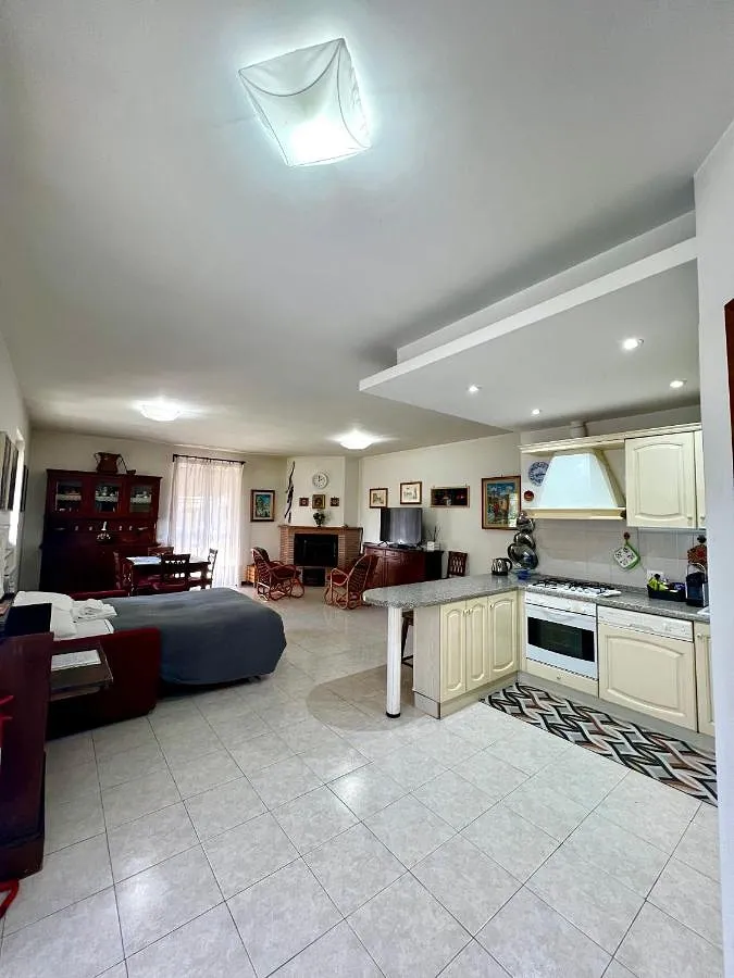 Casa vacanza per 7 persone, con giardino e panorama, adatto a famiglie con bambini - 1