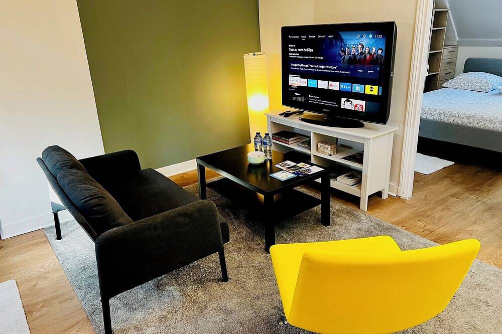 Entire apartment, Quiet and spacious apartment, fully equipped, wifi Share Save in Saint-Quentin, Aisne