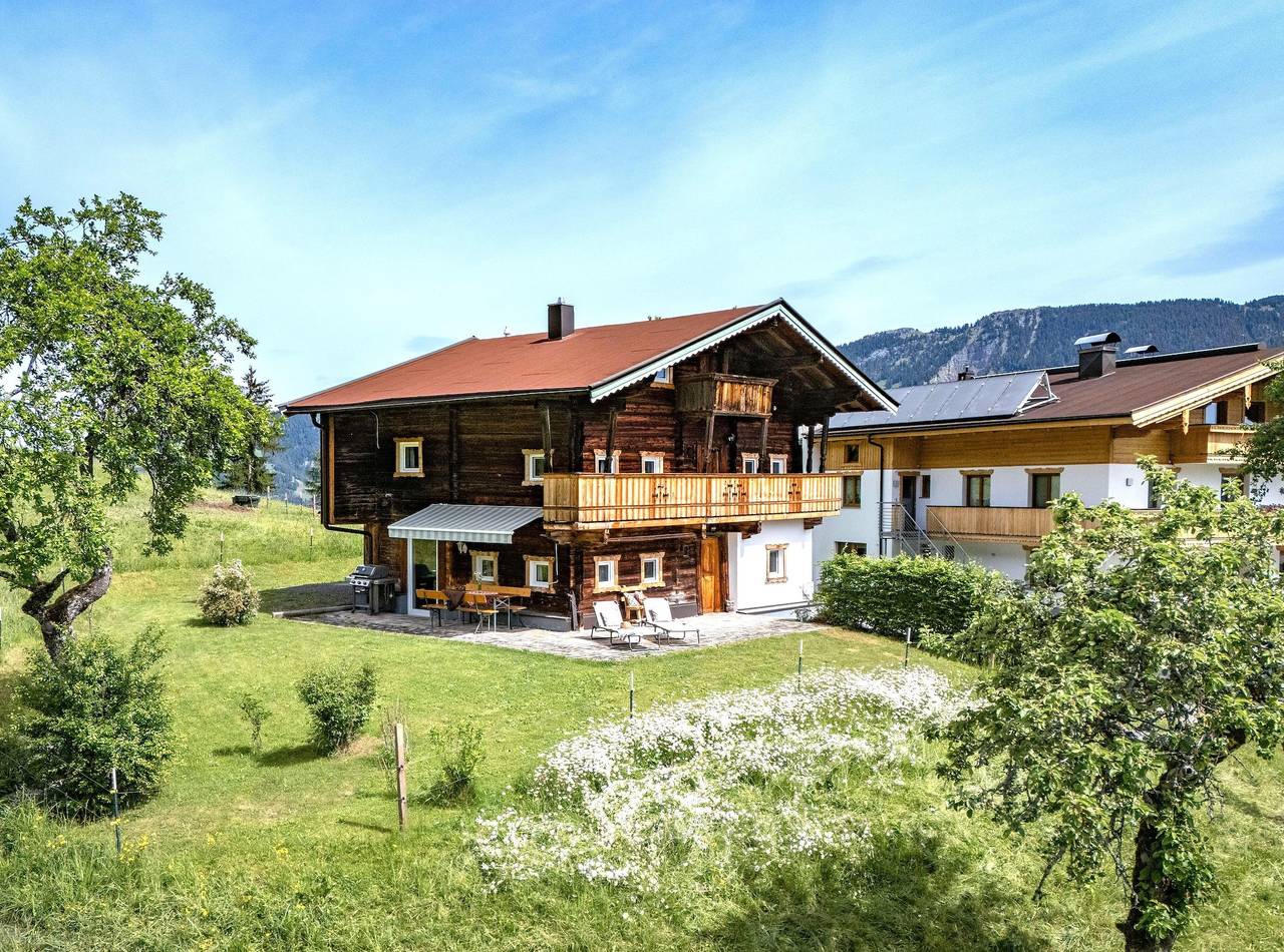 Ganze Ferienwohnung, Hütte für bis zu 6 Personen in Fieberbrunn, Bezirk Kitzbühel