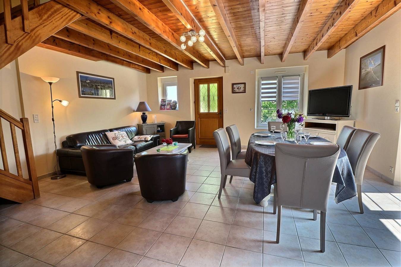 Lillemer Gite : Parking, WiFi, TV, Jardin - 2.5km de la ville in Saint-Guinoux, Région de Saint-Malo