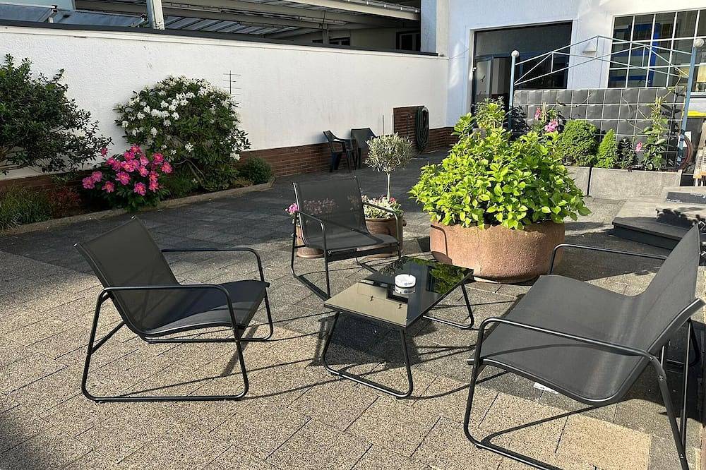 Ganze Wohnung, Stilvolles Studio Apartment im Zentrum Mg in Mönchengladbach, Niederrhein