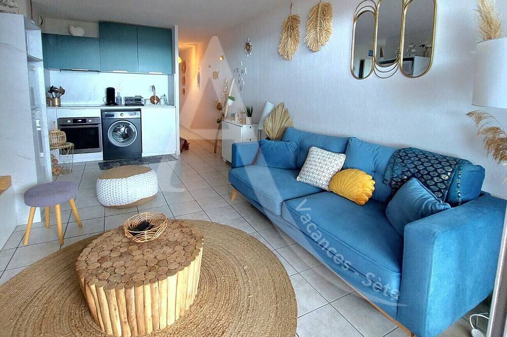 Appartement entier, T3 avec grande terrasse vue mer 180 degrés in Mont Saint-Clair, Sète