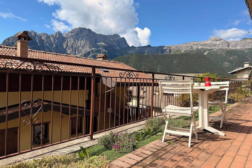 Ganze Wohnung, Pieve Antica - Zwei Schlafzimmer Wohnung, Schläft 4 in Vilminore di Scalve, Bergamo Provinz