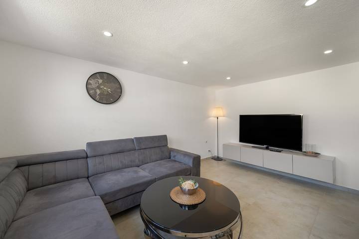 Ganze Wohnung, Apartment 'Citystay Ludwigsburg – 7 Gäste' mit W-Lan in Ludwigsburg, Landkreis Ludwigsburg