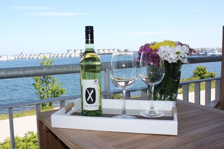 Ganze Wohnung, Portblick - 1. Reihe am Wasser, 1. Stock, Fußbodenheizung, Tv, Balkon, Duschbad in Olpenitz, Kappeln