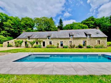 Gîte pour 12 personnes, avec jardin et piscine à Inguiniel