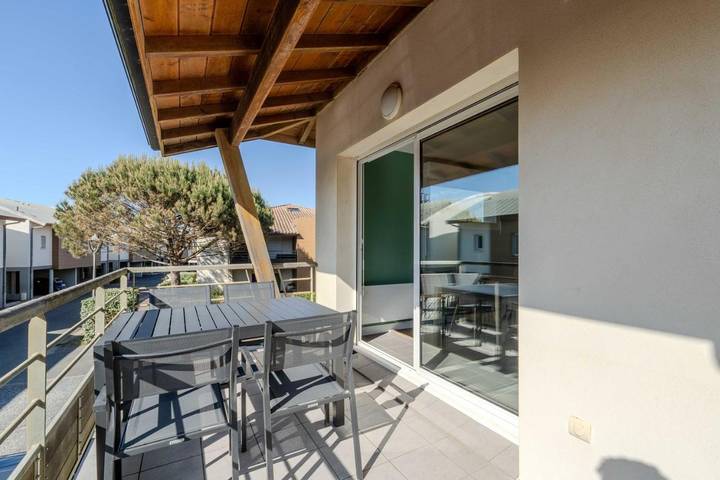 Gîte pour 4 personnes, avec balcon dans Plage De La Piste Capbreton - 2