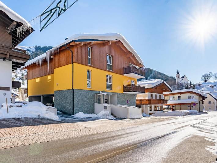 Ferienwohnung für 8 Personen, mit Balkon