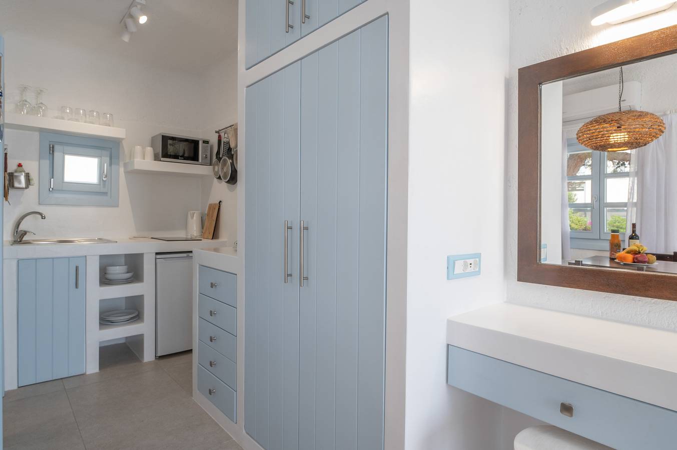 Droomachtig Myconisch Studio – Zwembad, Strand & Luxe, foto 9