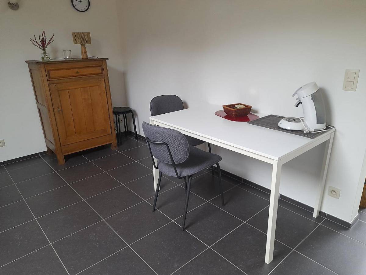 Appartement entier, One-Bedroom Apartment in Bouillon, Région de Neufchâteau
