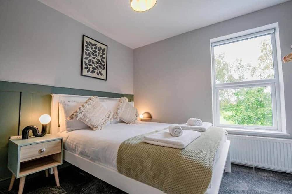 Lower Chestnut House, 2 Bedroom, Central Worcester in Worcester, Worcestershire