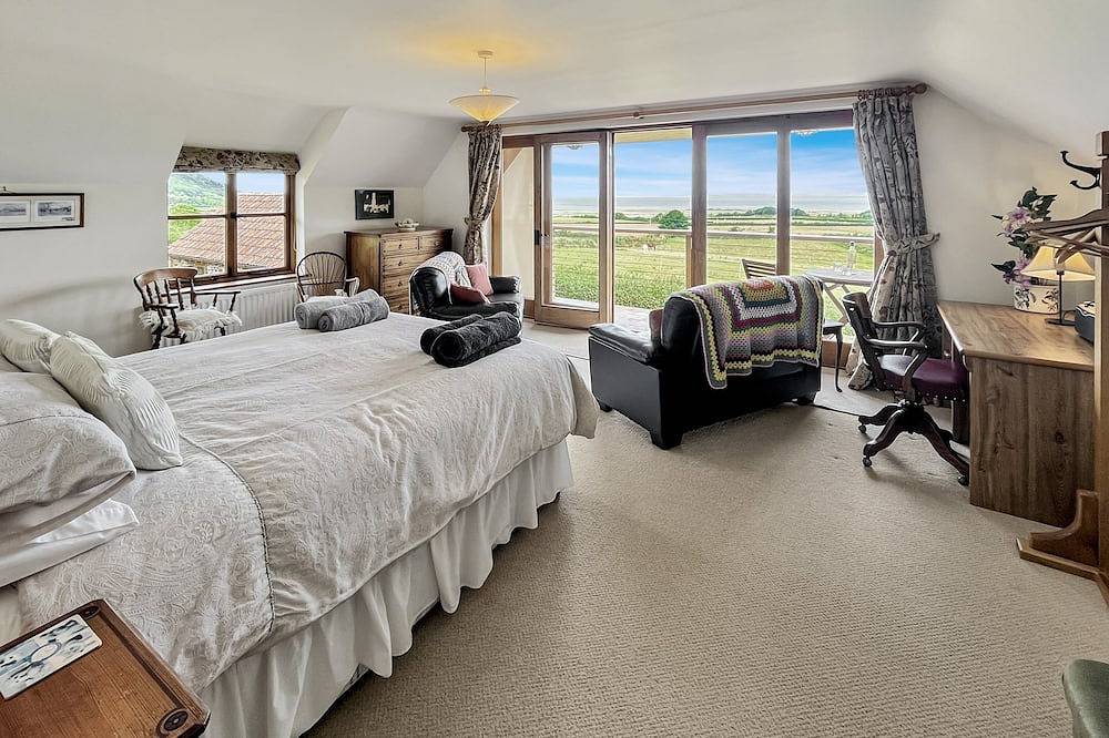 Splatt Barn, Porlock in Porlock, Somerset