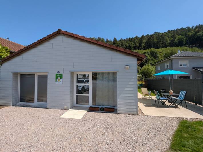 Gîte pour 2 personnes, avec Terrasse et Jardin à Saint-Étienne-lès-Remiremont