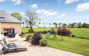 Ferme pour 11 Personnes dans Saint-Martin-des-Prés, Cotes-d'Armor, Photo 4