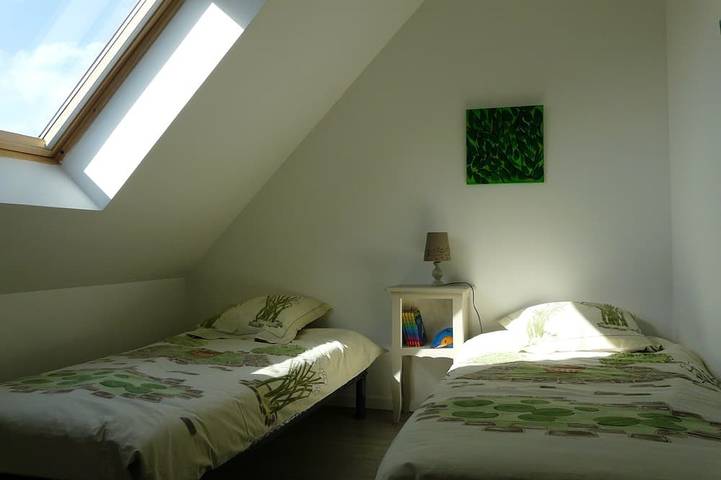 Location de vacances pour 6 personnes, avec terrasse et jardin, animaux acceptés dans Plage des Gougins - 4