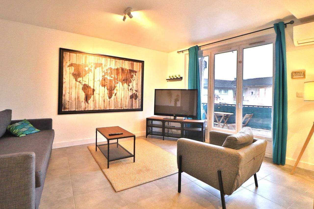 Appartement entier, ***Beaut3 *** 12mn de Toulouse en Train*** in Saint-Jory, Toulouse et ses environs