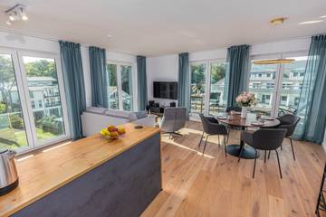 Ferienwohnung für 4 Personen, mit Balkon in der Rostocker Heide