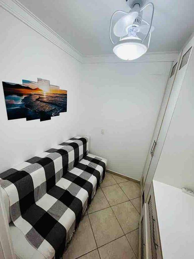 Ferienwohnung für 7 Personen, mit Pool und Balkon - 1