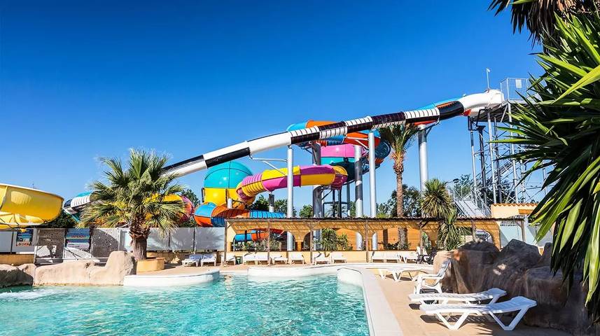 Camping pour 6 personnes, avec terrasse, animaux acceptés à Saint-Cyprien - 3