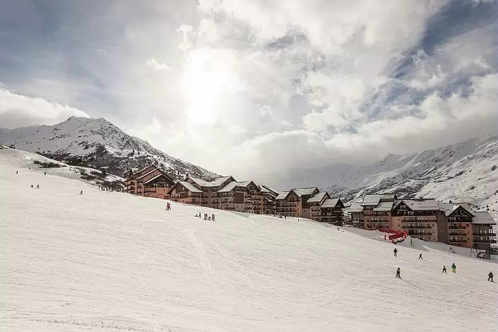 Gîte pour 5 personnes, avec piscine et sauna ainsi que balcon et vue, animaux acceptés à Valmeinier - 4
