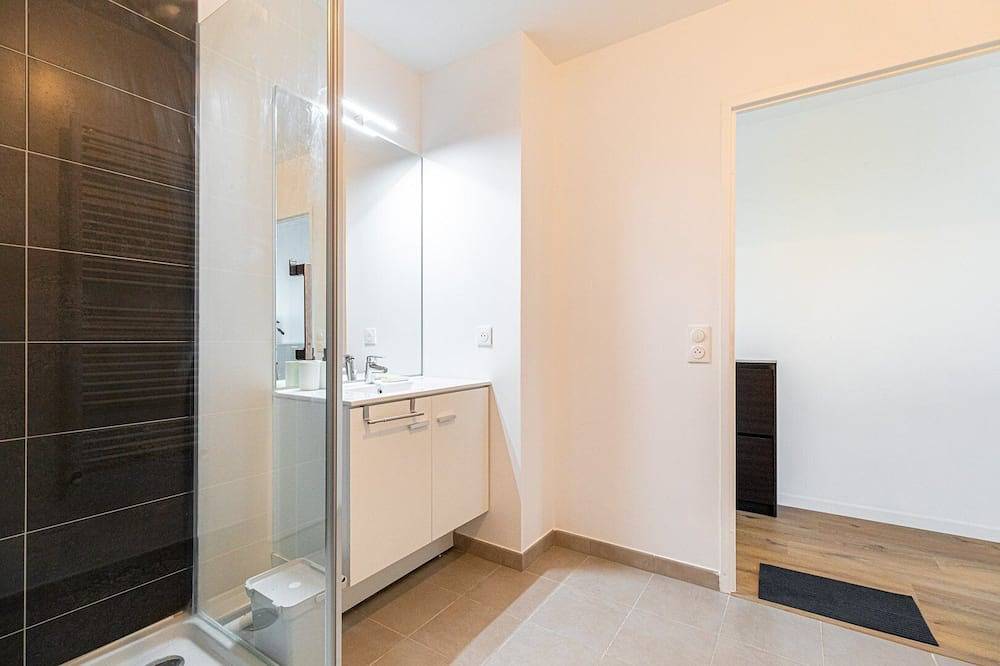 Appartement entier, Guestready - Joli Studio lumineux avec balcon in Nanterre, Hauts-de-Seine