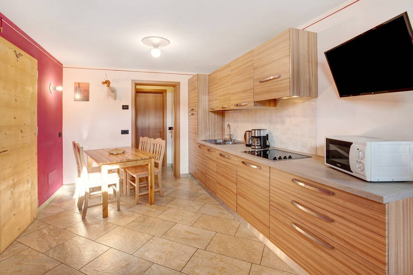 Ganze Wohnung, "Appartamento 2 - Alpen Suite" mit Bergblick, Garten und Wlan in Livigno (Stadt), Livigno