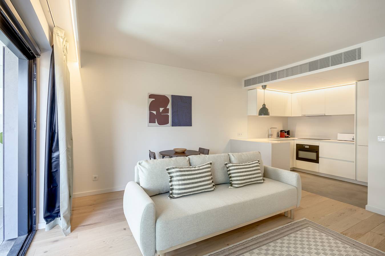 Ganze Wohnung, Modern Lisbon W/ Balcony And Pool Ii in Lissabon, Costa de Lisboa