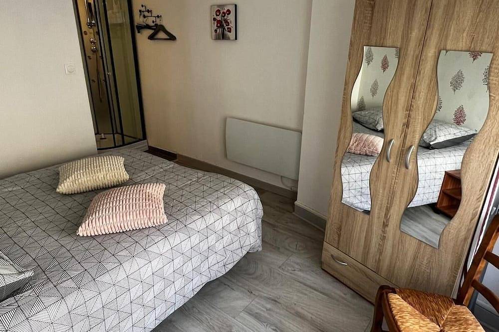 Appartement entier, Appartement calme et pratique in Évaux-les-Bains, Région d'Aubussargues
