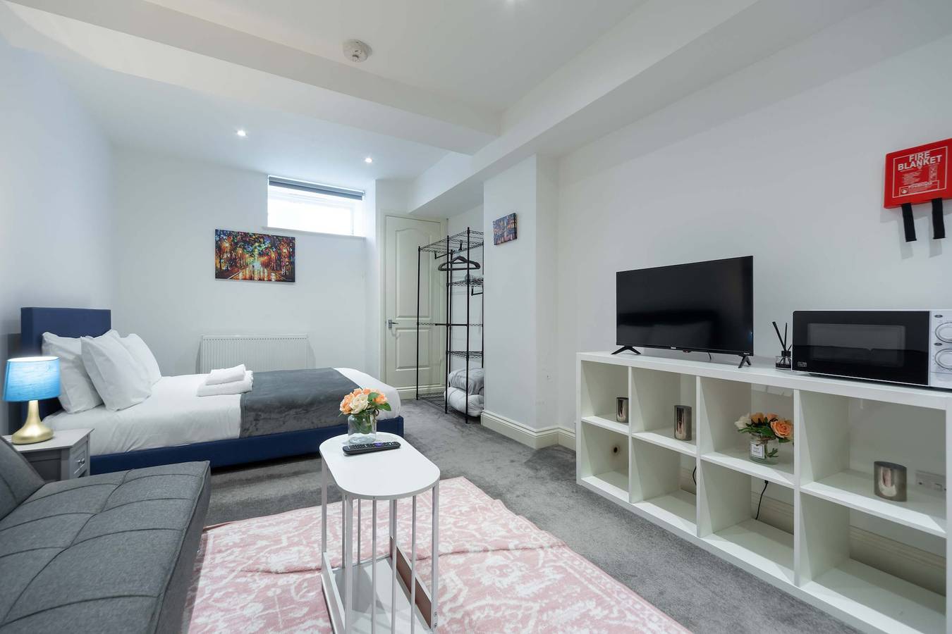 Ganzes Studio, Spacious Studio Apartment in Shoreditch w Wifi in Hackney, London