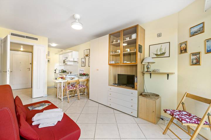 Gîte pour 4 personnes, avec Terrasse dans Plage Du Borrigo Menton - 2