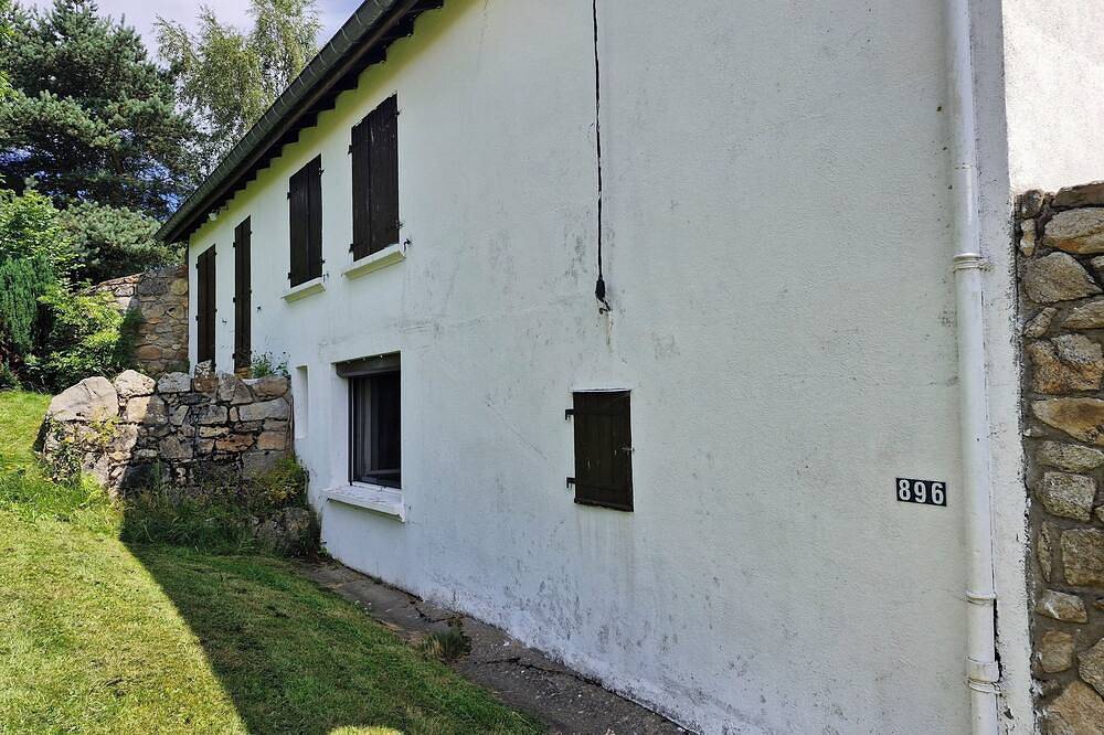 Ancienne Bergerie 1000m Altitude Ideal Reos, Ballade ou vtt 100 % Campagne in Chalmazel, Montbrison