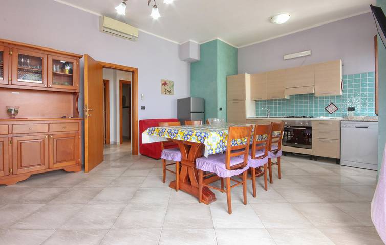 Ferienwohnung für 6 Personen, mit Terrasse und Garten sowie Pool in Agropoli - 4