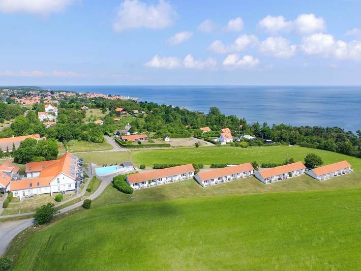 Lägenhet för 4 Personer, med Terass och Pool på Bornholm