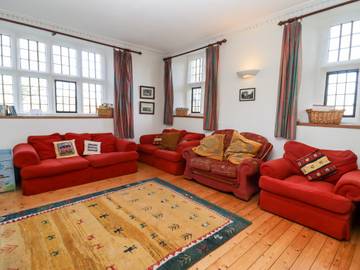 Château pour 40 Personnes dans Stroud, Angleterre du Sud-Ouest, Photo 2